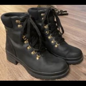 Women’s waterproof liberty alpine boots